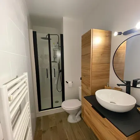 Cosy Proche De La 아파트